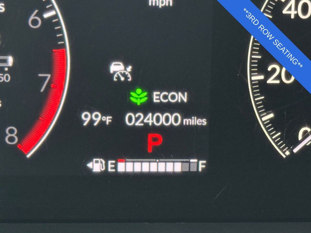2024 Honda Pilot Touring  at Community Honda