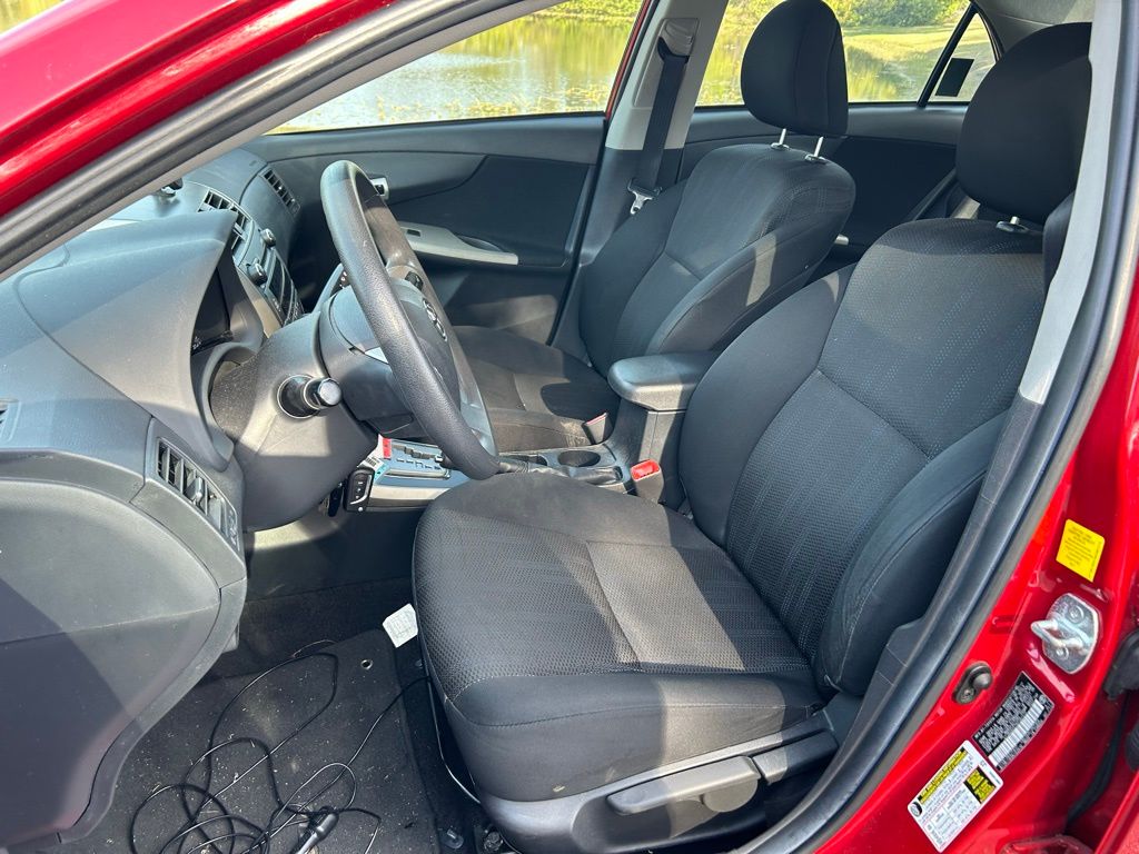 Thumbnail: 2011 Toyota Corolla - 14