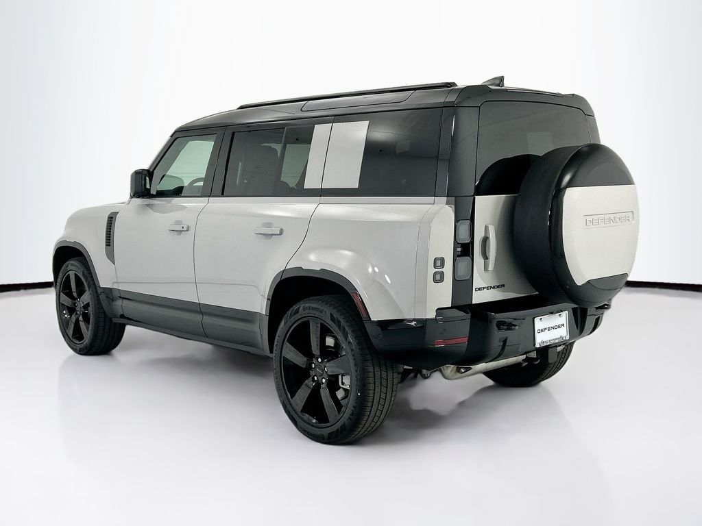 Thumbnail: 2026 Land Rover Defender - 7