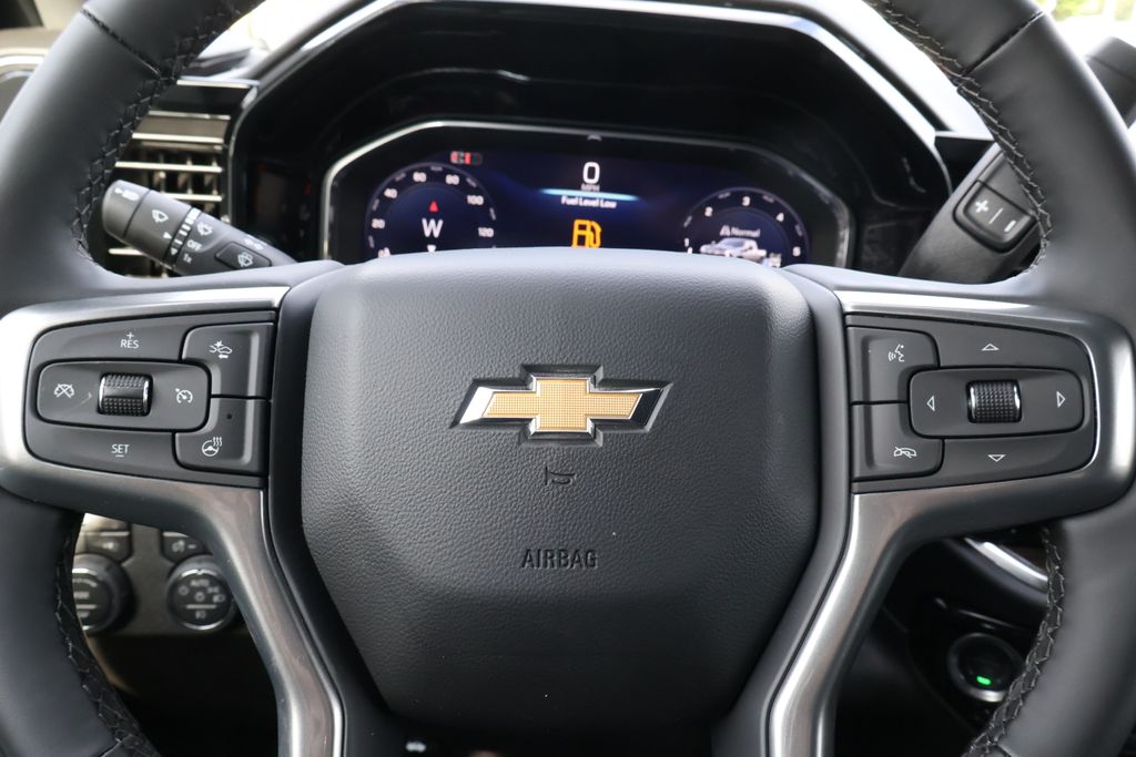 2025 Chevrolet Silverado 2500 LT 19