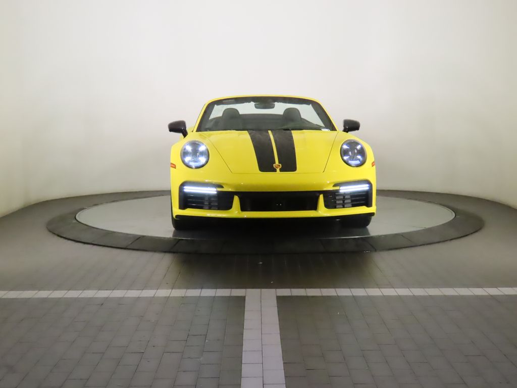 Thumbnail: 2023 Porsche 911 - 18