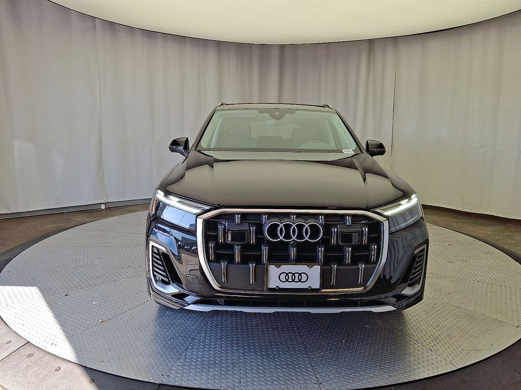 Thumbnail: 2025 Audi Q7 - 2