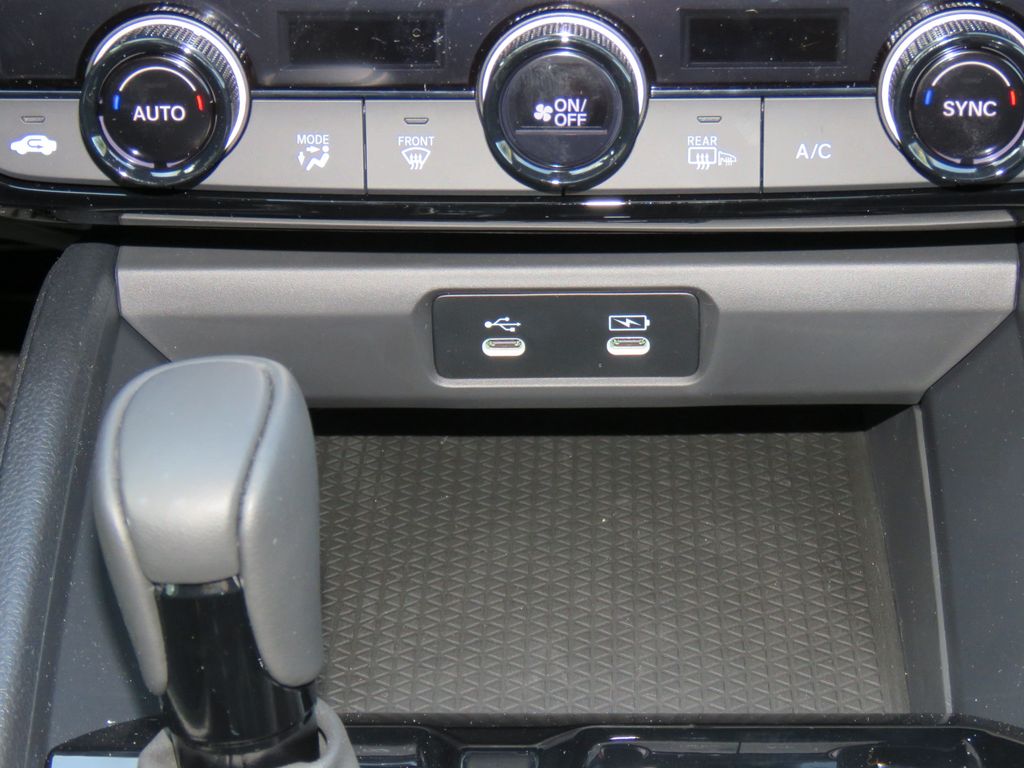 Thumbnail: 2025 Honda Accord - 18