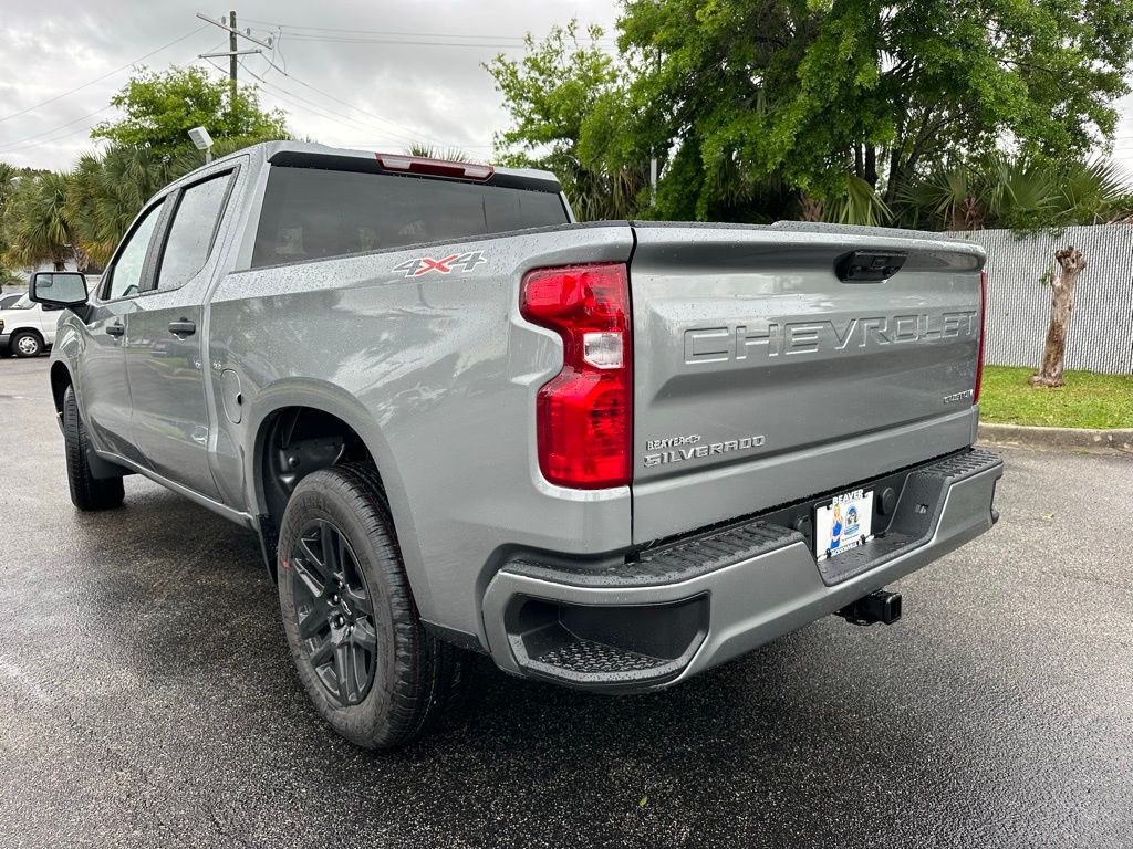 2024 Chevrolet Silverado 1500 Custom 6