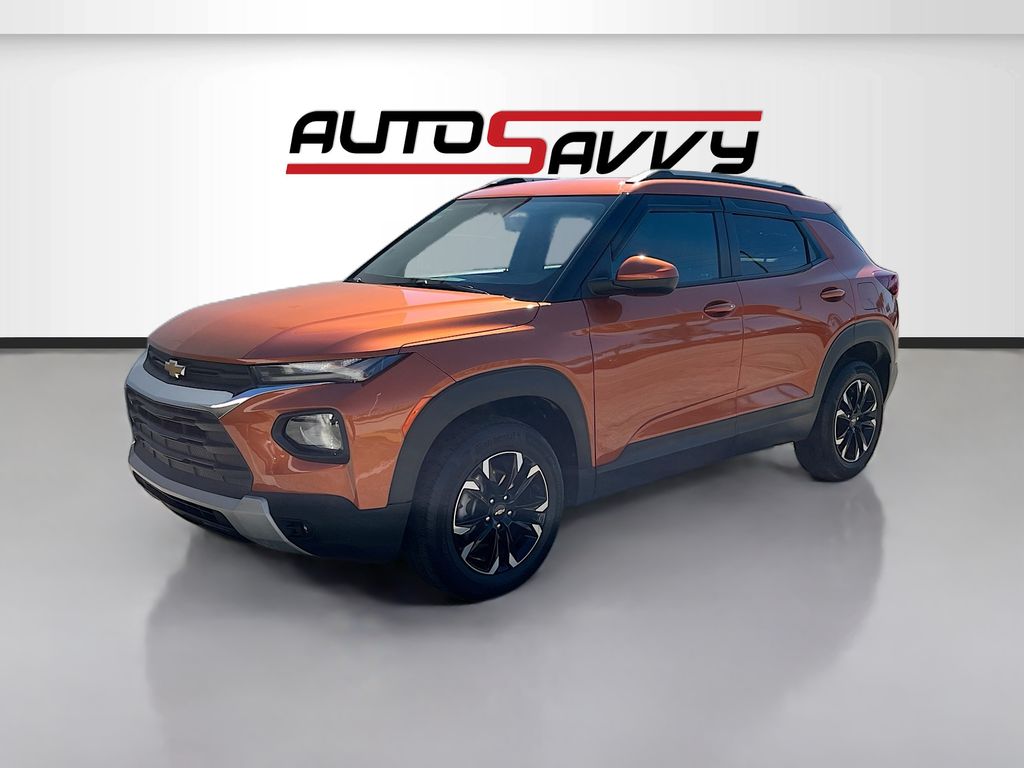 Used 2022 Red Chevrolet LT image 3