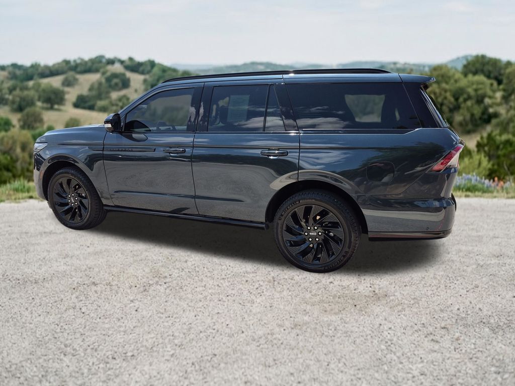 Used Car 2025 Lincoln Navigator  Reserve For Sale Under $90,000 In Austin, Texas