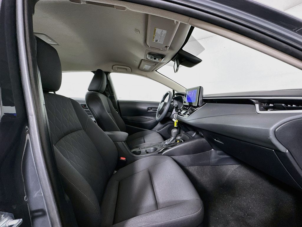 Thumbnail: 2025 Toyota Corolla - 26