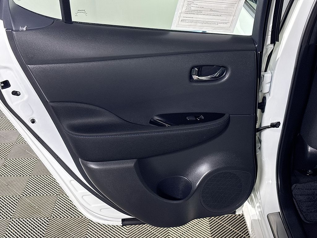 2024 Nissan Leaf SV Plus