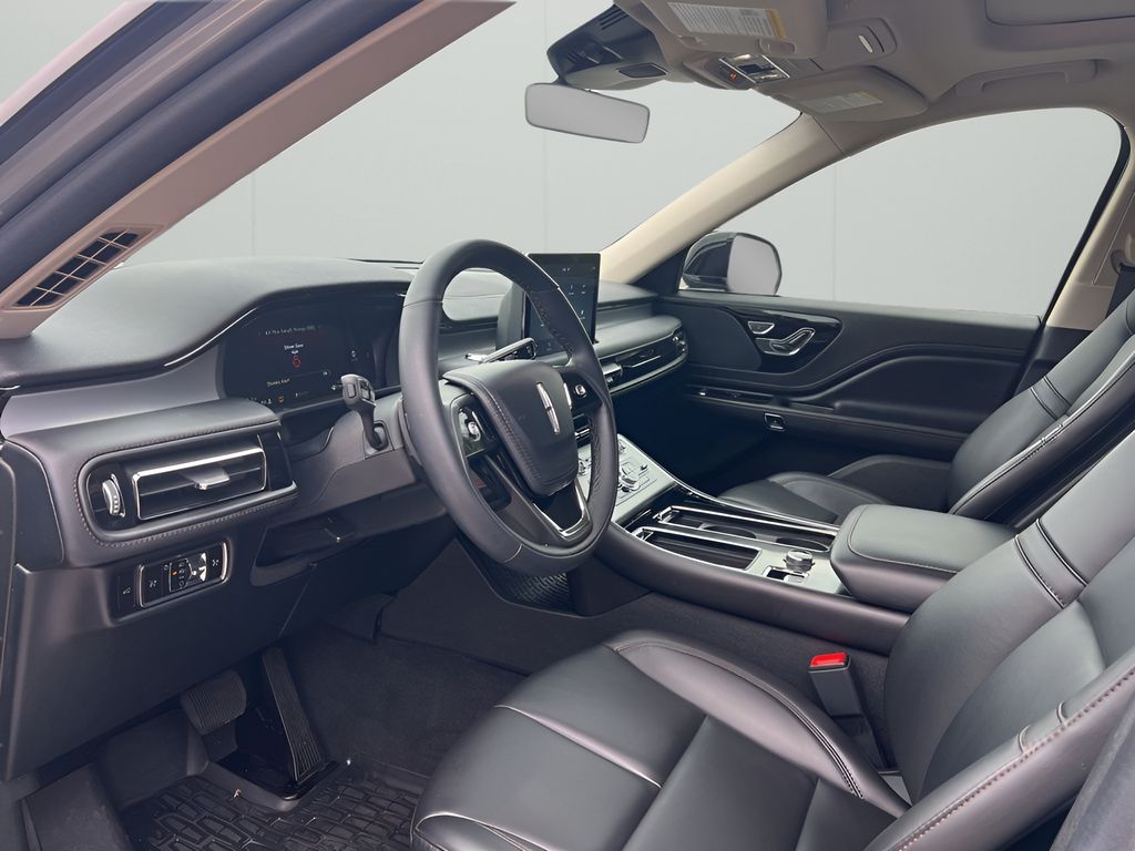 Used Car 2023 Lincoln Aviator  Standard For Sale Under $50,000 In Austin, Texas