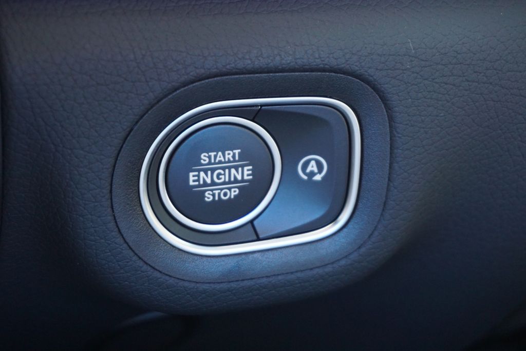 Thumbnail: 2026 Mercedes-Benz GLE - 32