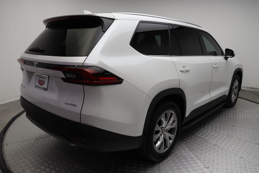 2025 Toyota Grand Highlander Limited 8