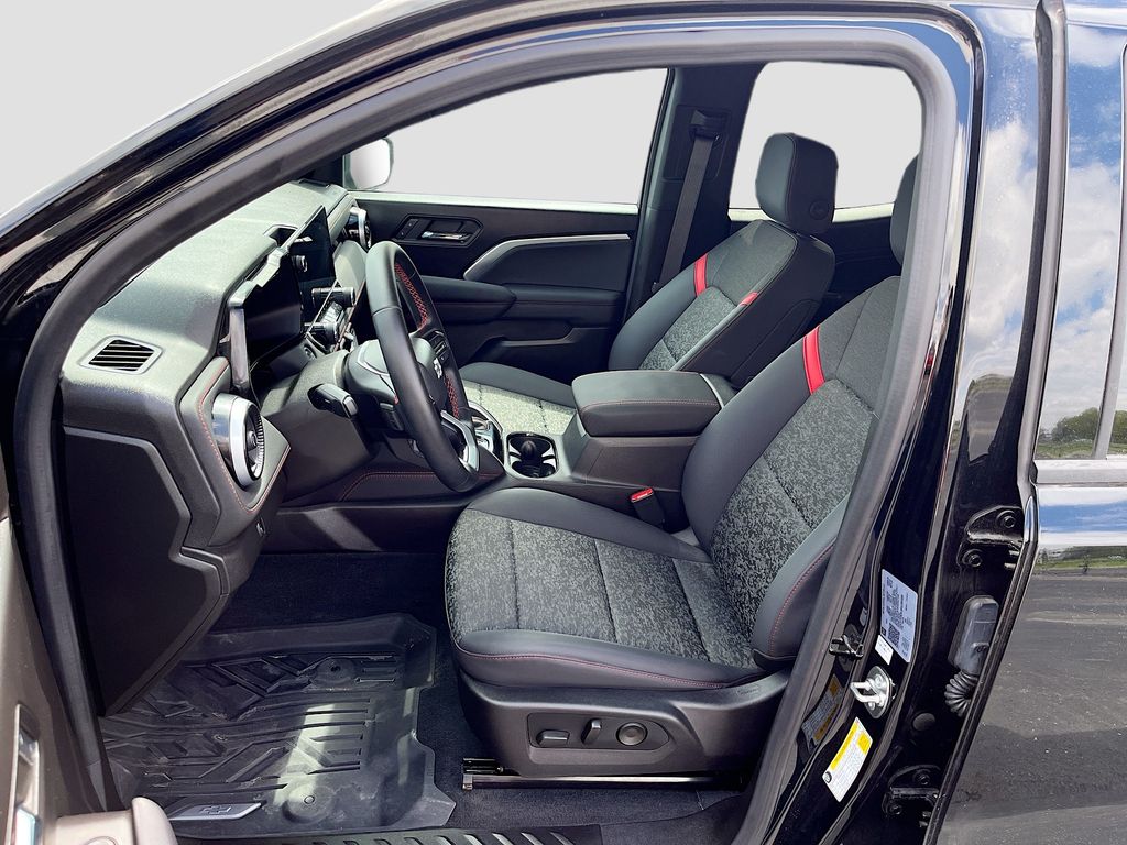 Used 2024 Black Chevrolet Z71 image 22
