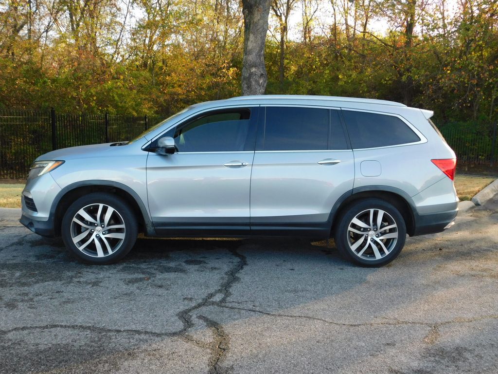 2018 Honda Pilot Touring 2