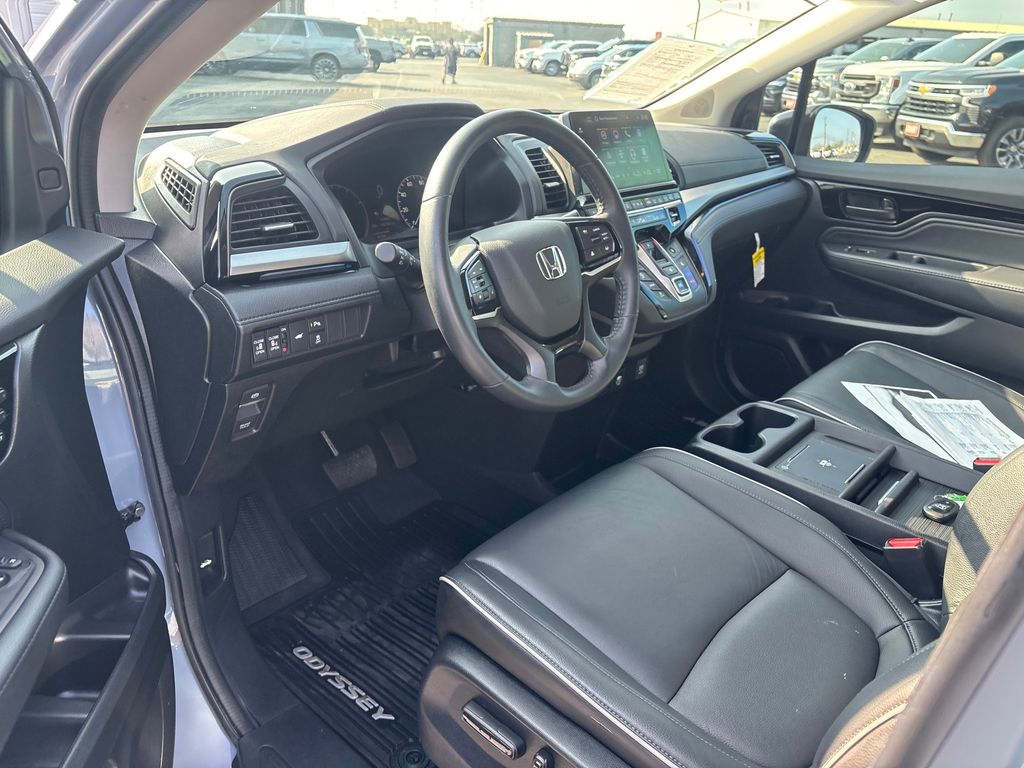 Used Car 2025 Honda Odyssey  Touring For Sale Under $50,000 In Austin, Texas