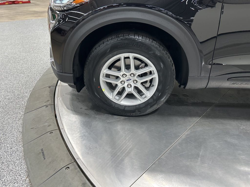 new 2026 Ford Explorer car, priced at $39,480