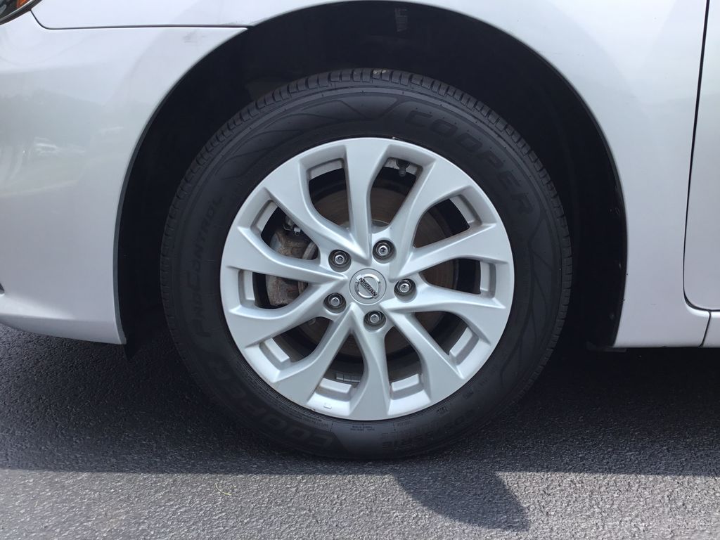 Thumbnail: 2019 Nissan Sentra - 7