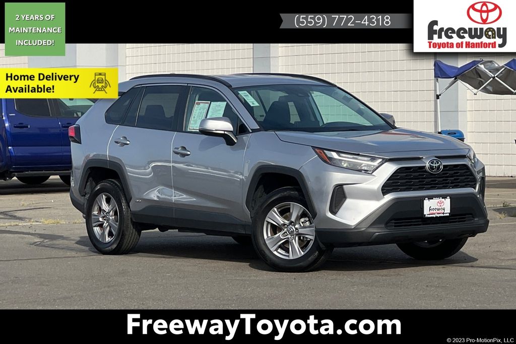 2025 Toyota RAV4 Hybrid XLE AWD