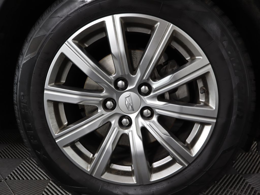 Thumbnail: 2019 Cadillac XT4 - 31