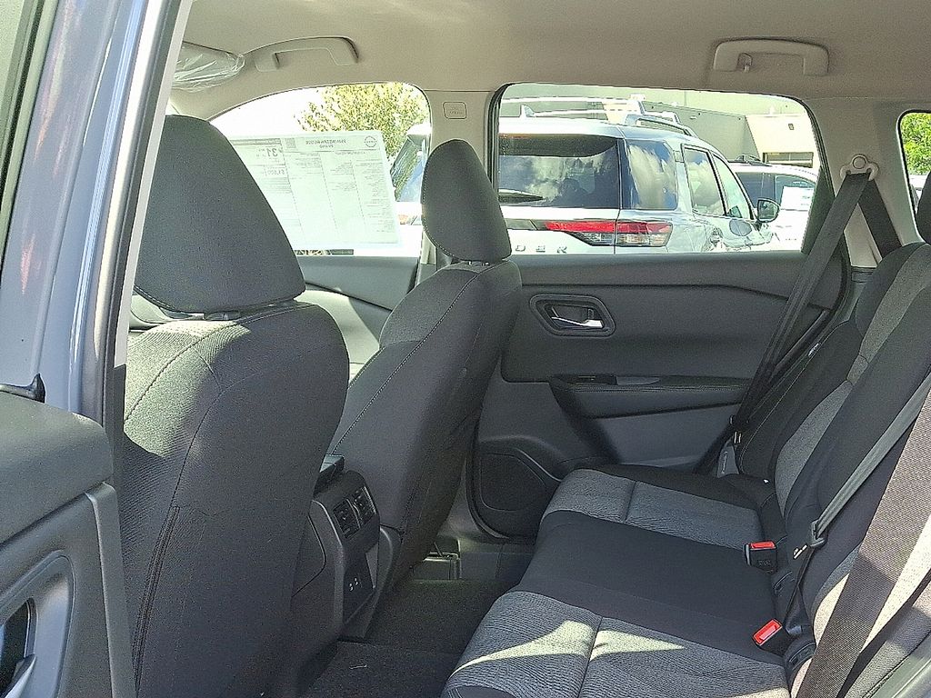 Thumbnail: 2026 Nissan Rogue - 7