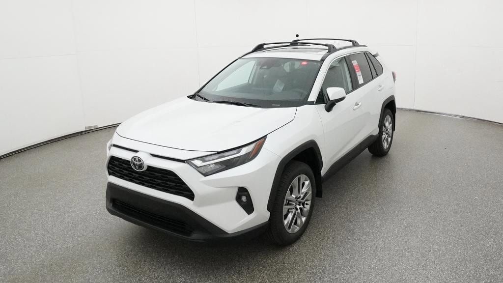 Thumbnail: 2025 Toyota RAV4 - 20