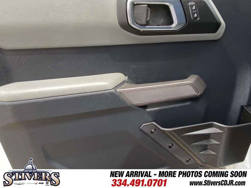 2022 Oxford White Ford Bronco Badlands 4X4 SUV