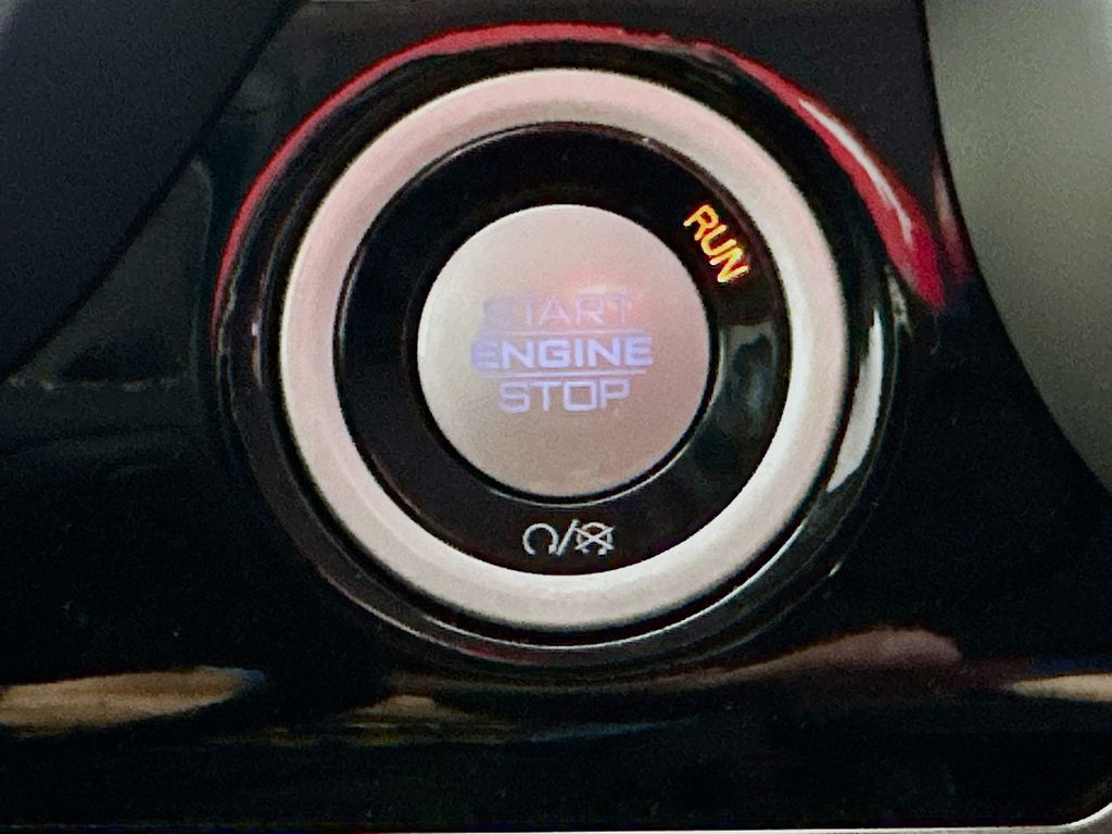 Used 2025 White Ram Tungsten image 28