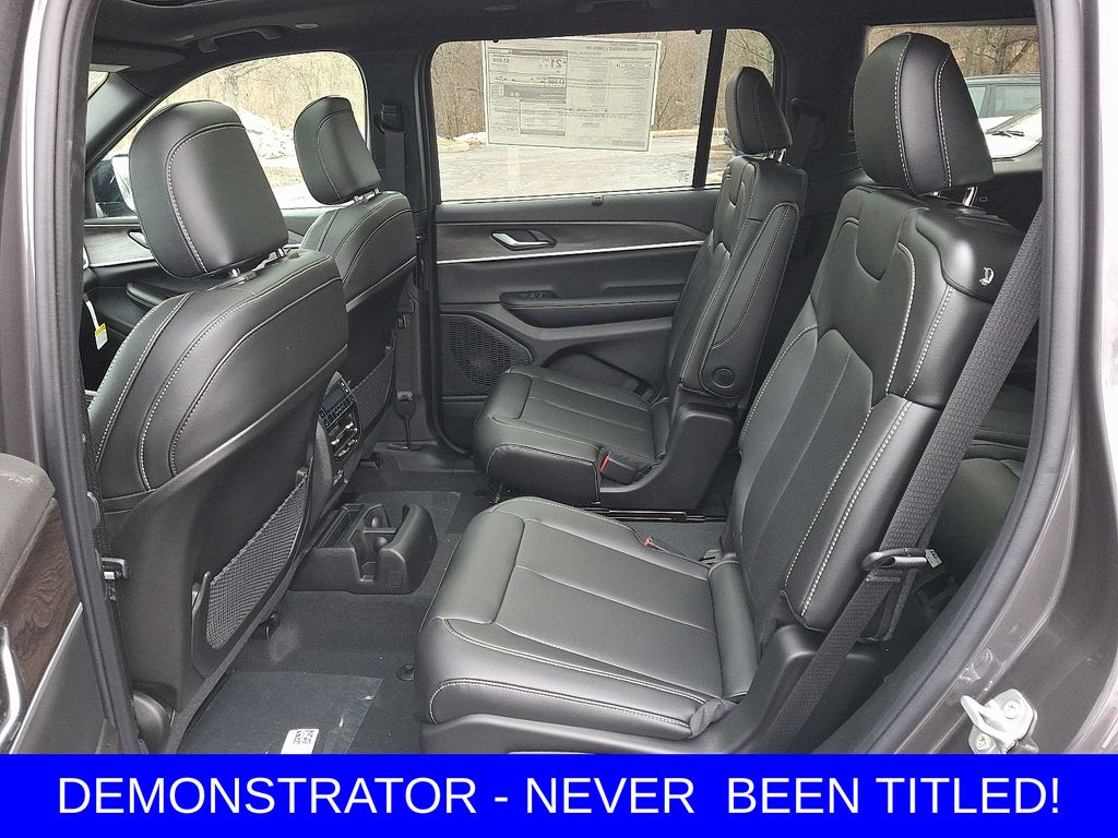 New 2025 Jeep Grand Cherokee L SUV