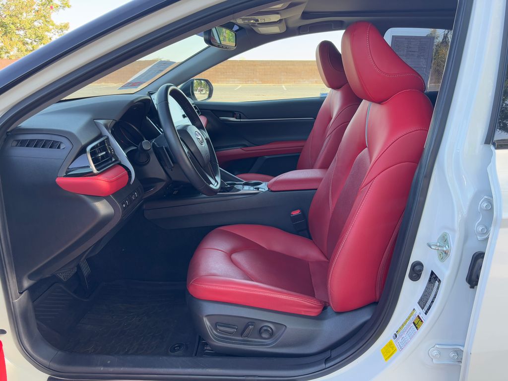 2022 Toyota Camry XSE 24