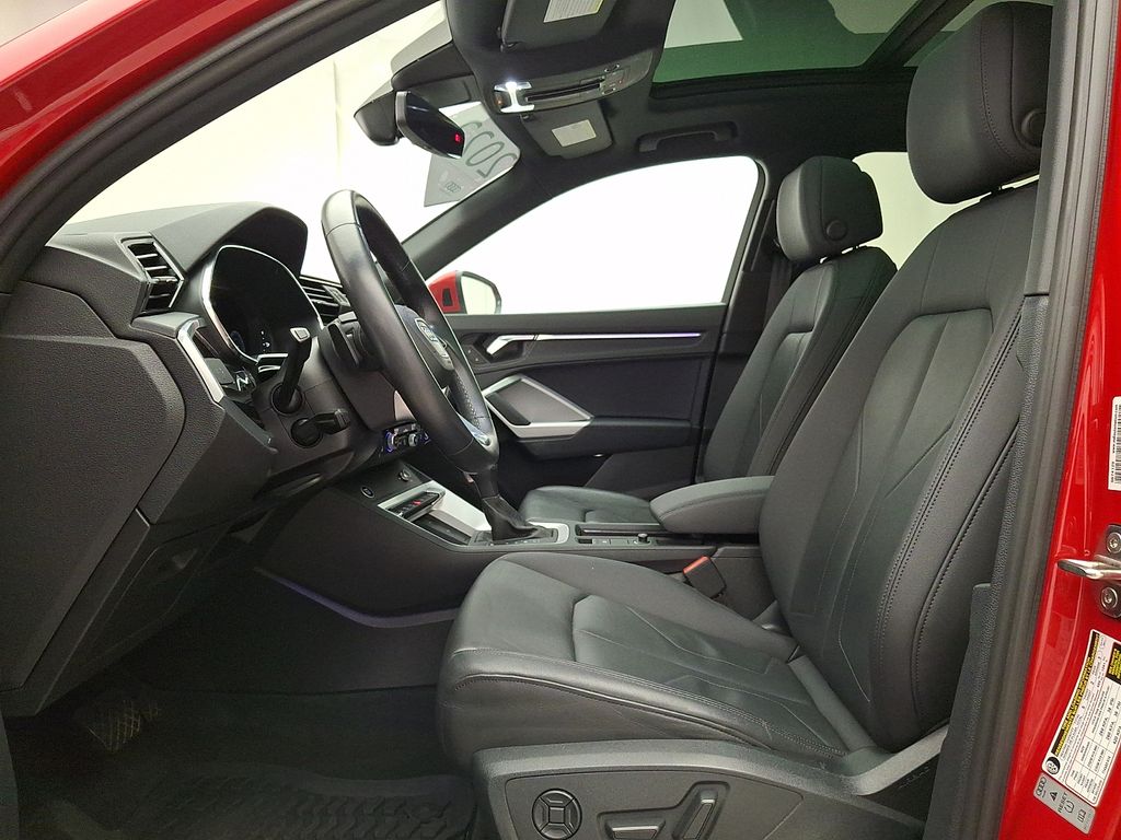 Thumbnail: 2022 Audi Q3 - 13