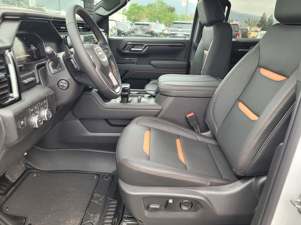 New 2026 White GMC AT4 image 11