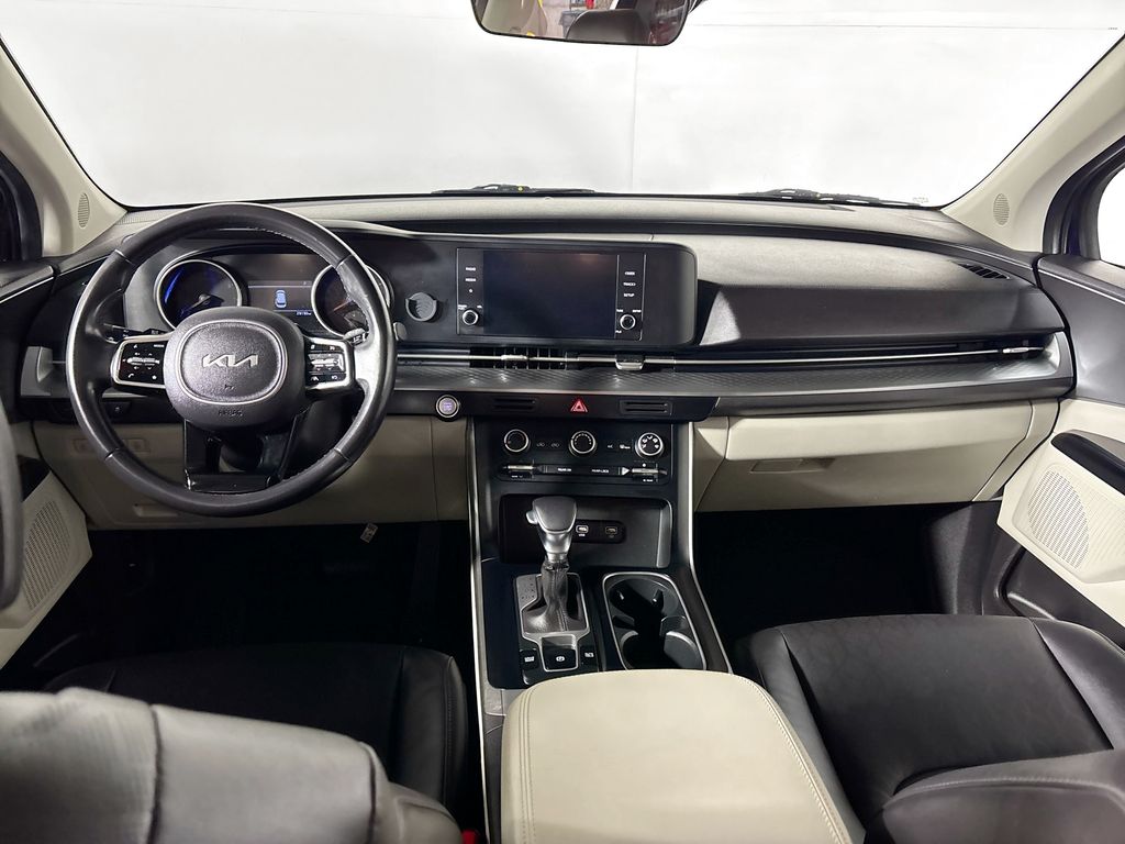 2022 Kia Carnival LXS