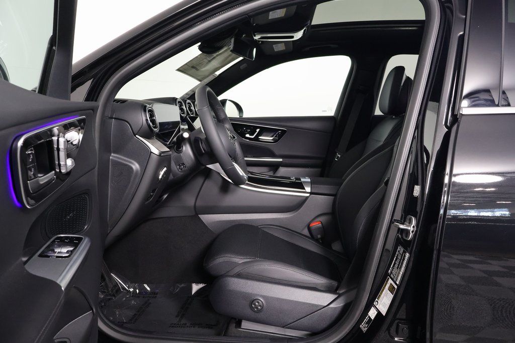 Thumbnail: 2026 Mercedes-Benz GLC - 5