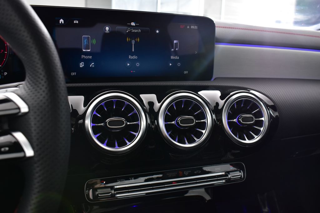 2024 Mercedes-Benz CLA 250 18