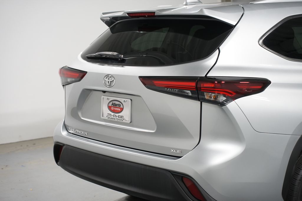 Thumbnail: 2024 Toyota Highlander - 9