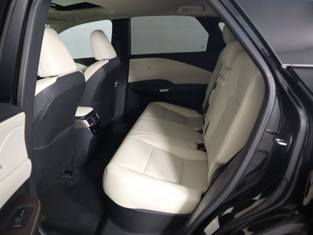 2024 Lexus RX 350 21