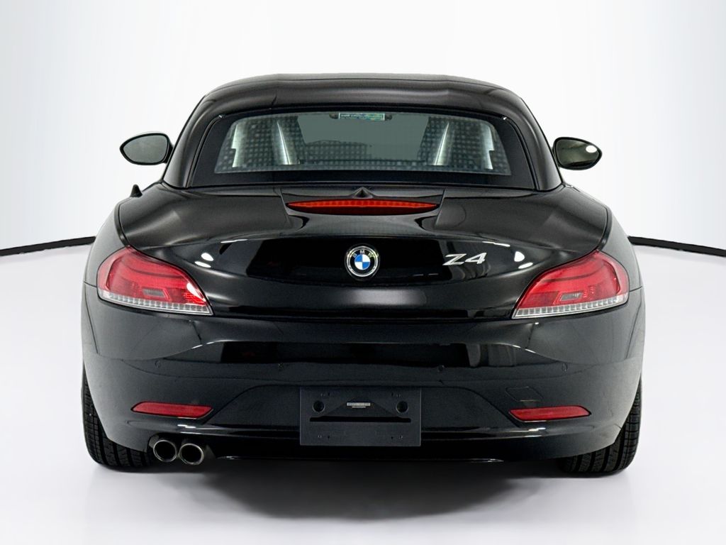Thumbnail: 2016 BMW Z4 - 14