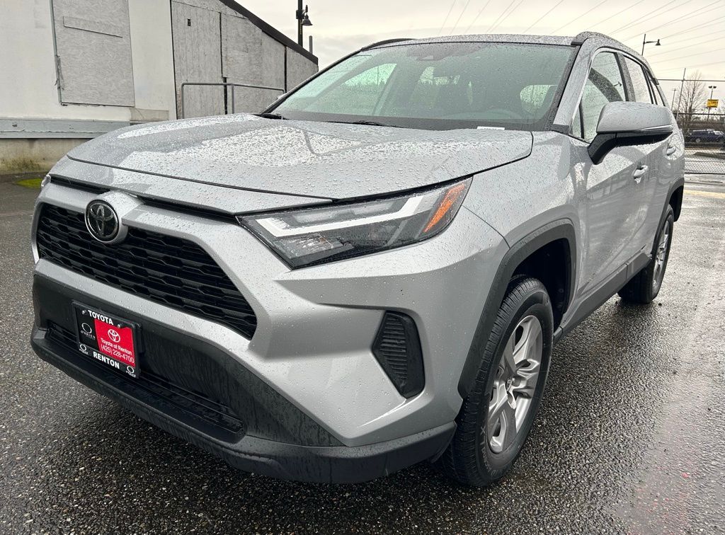 2024 Toyota RAV4 XLE AWD