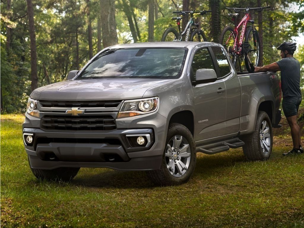 Summit White 2021 Chevrolet Colorado Pickup Truck Four-Wheel Drive 8-Speed Automatic