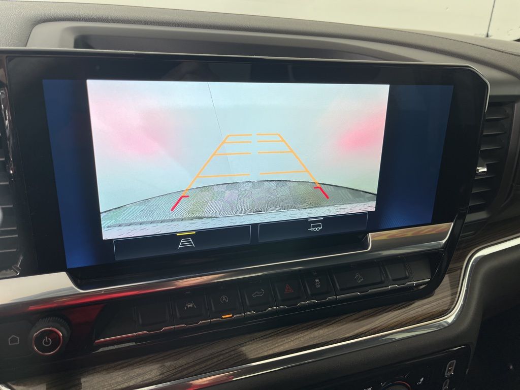 Thumbnail: 2024 Chevrolet Silverado 1500 - 25