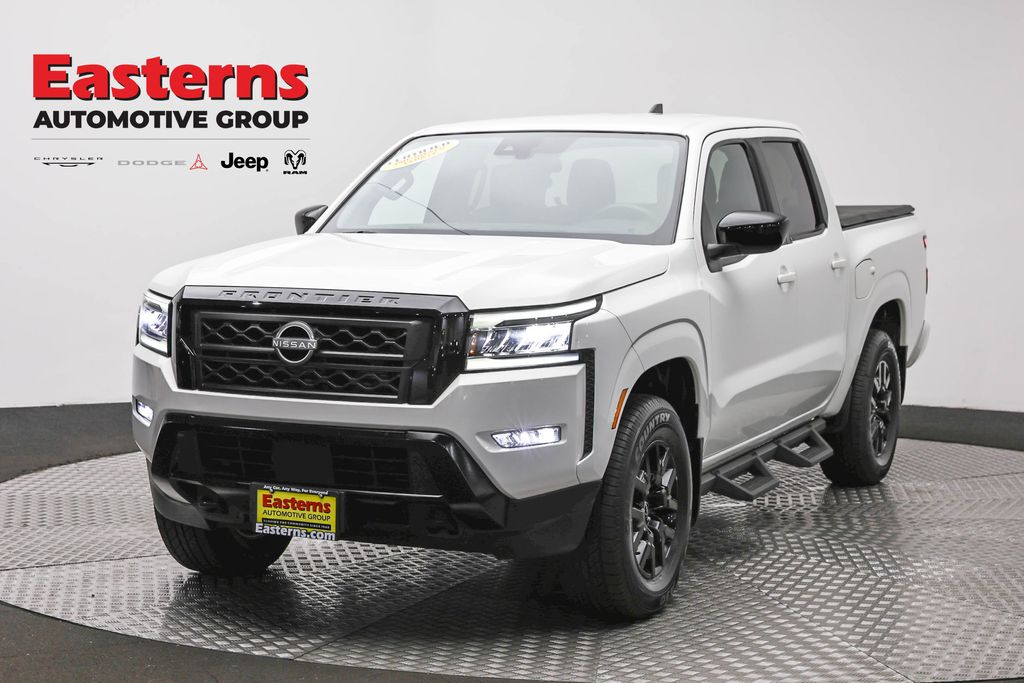 Glacier White 2023 Nissan Frontier Pickup Truck Four-Wheel Drive 9-Speed Automatic