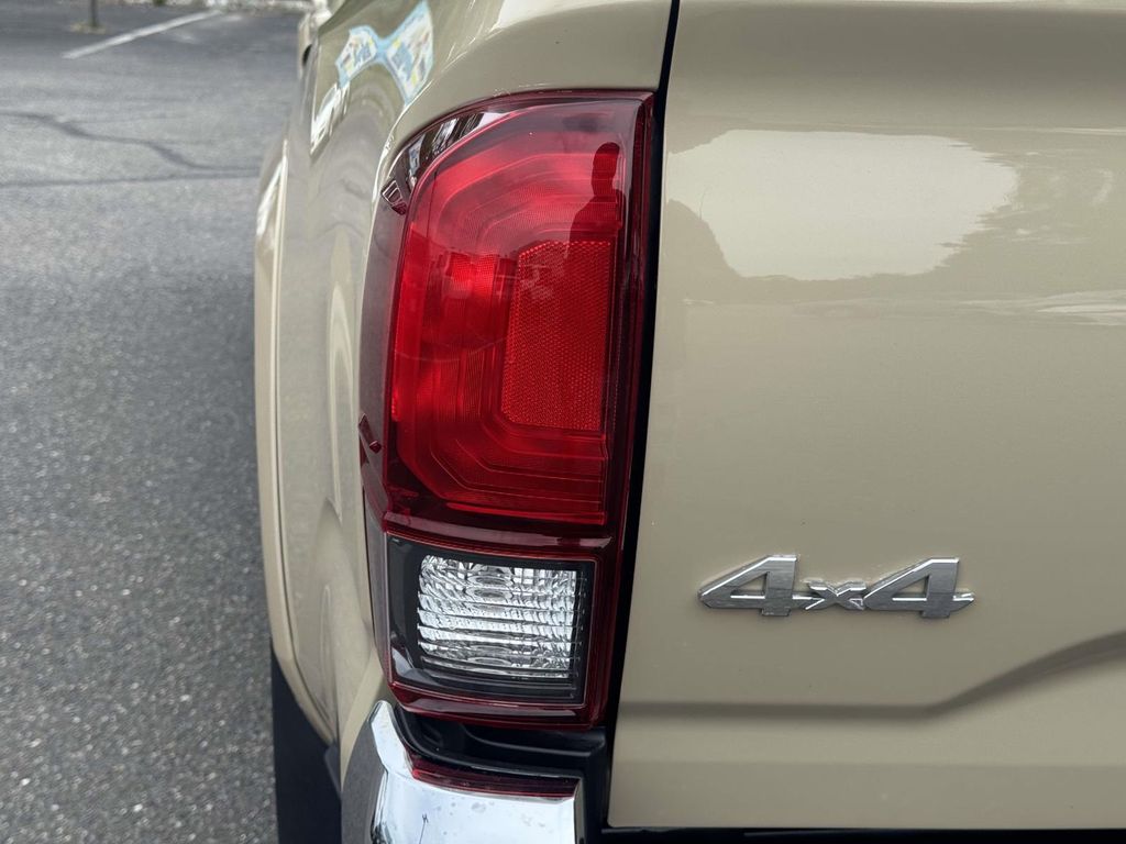 Used 2018 Toyota Tacoma Truck