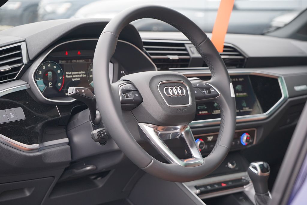 2024 Audi Q3  8