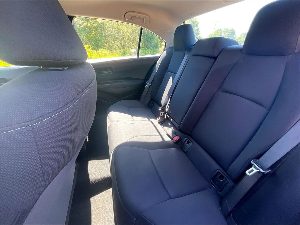 2023 Toyota Corolla — photo 15