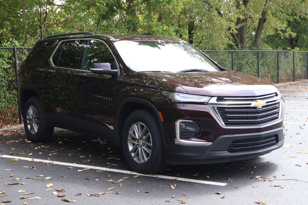 Thumbnail: 2023 Chevrolet Traverse - 12
