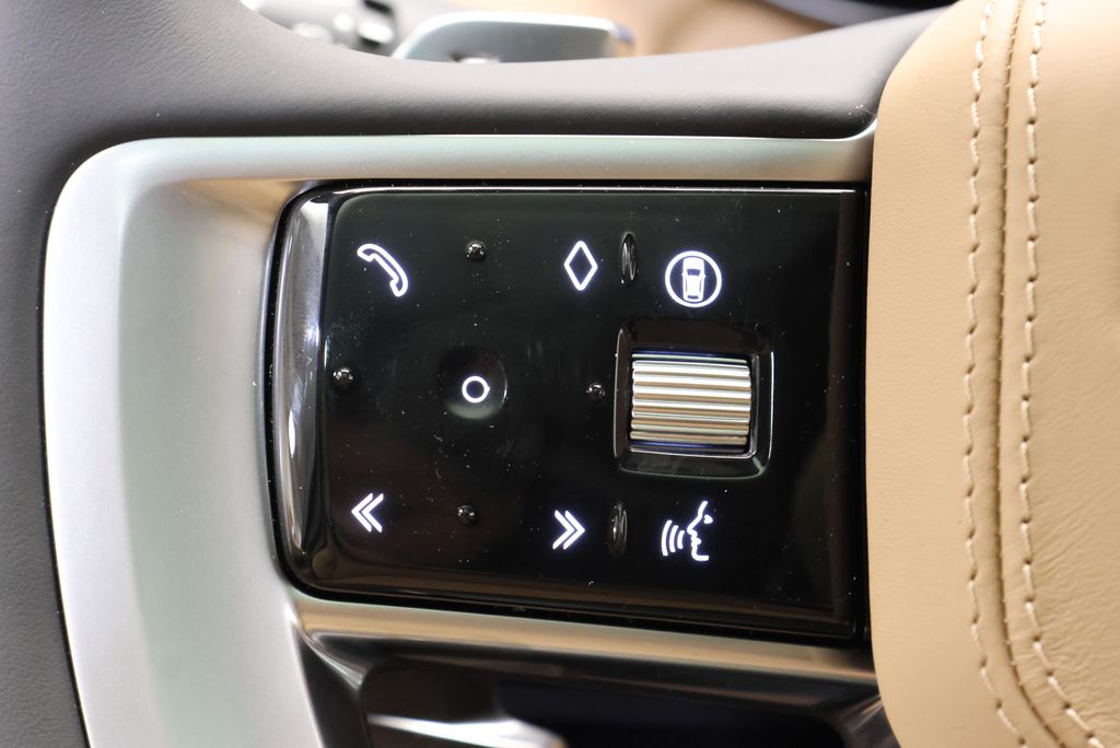 Thumbnail: 2026 Land Rover Range Rover - 18