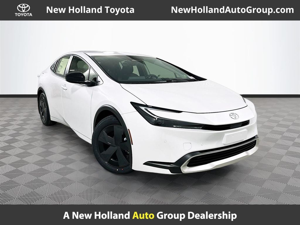 Pear 2026 Toyota Prius Plug-In Hybrid SE FWD Hatchback Front-Wheel Drive Continuously Variable Transmission