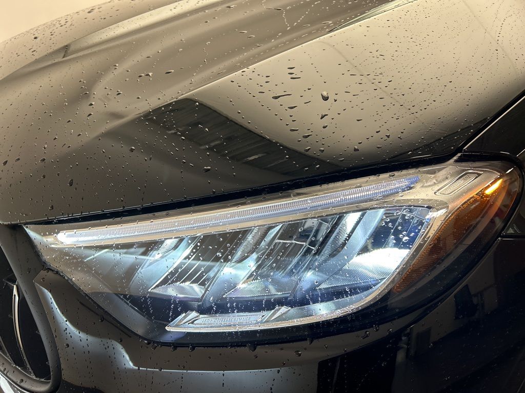 Thumbnail: 2026 Mercedes-Benz GLC - 9