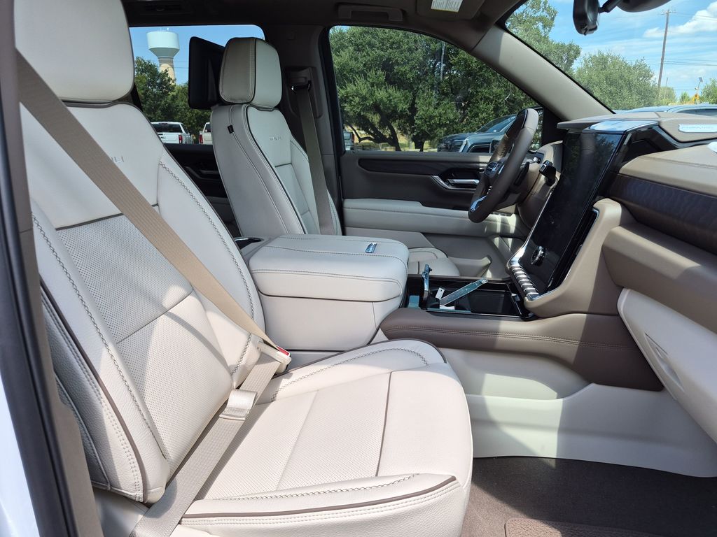 New 2026 White GMC Denali image 39