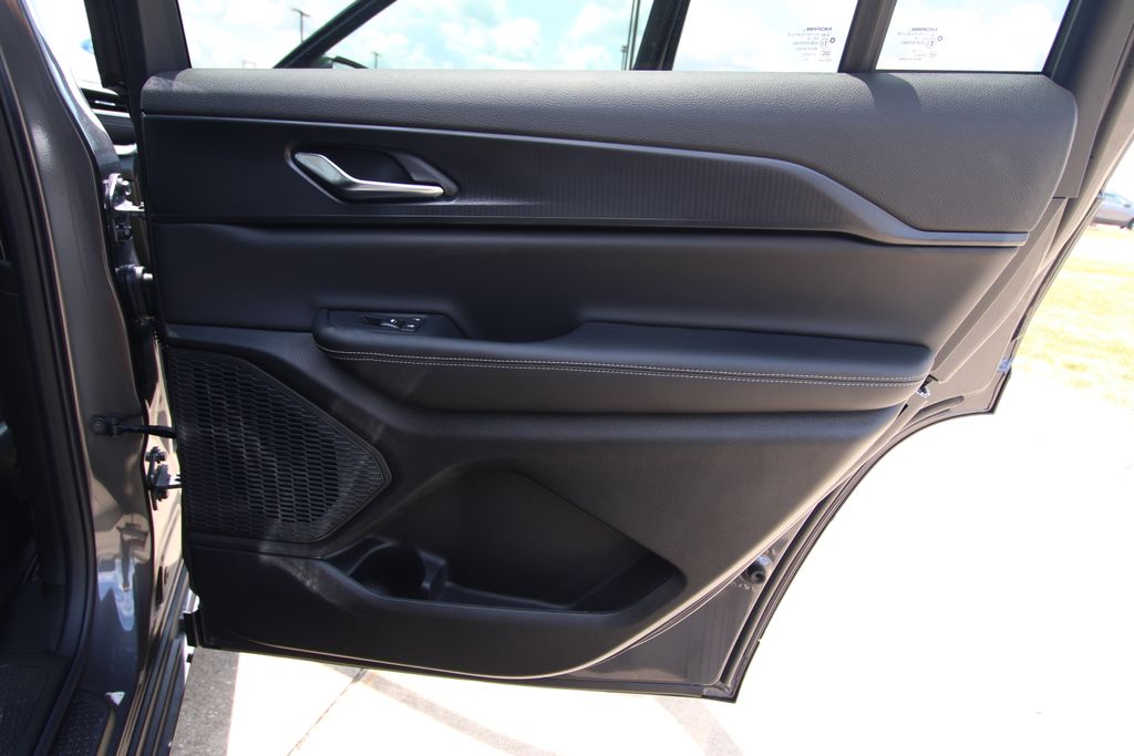 New 2026 Jeep Grand Cherokee L SUV