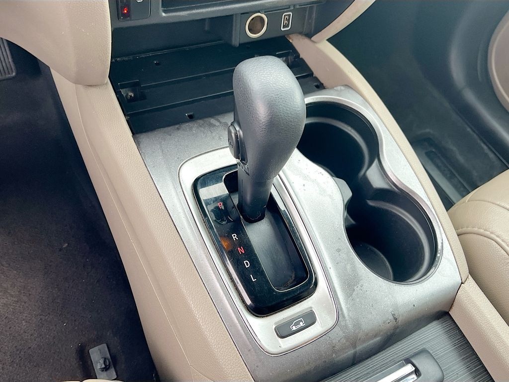 2020 Honda Pilot EX-L - Photo 16